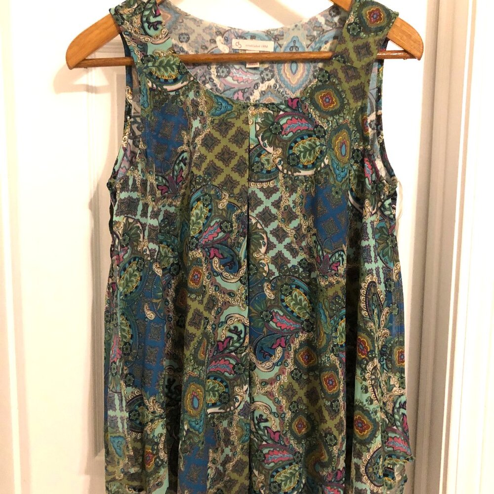Gemstone colored paisley top by Established 1952 sz M